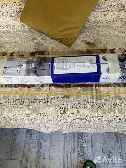 Вешалка для одежды напольная металлическая