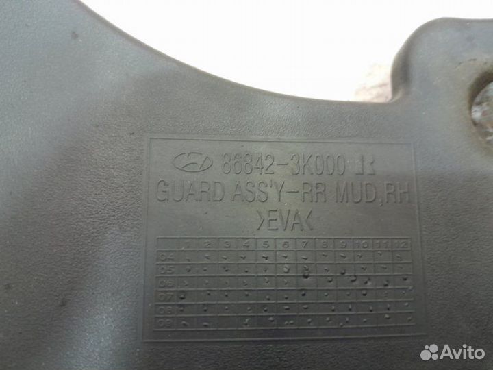 Брызговик задний правый Hyundai Sonata NF