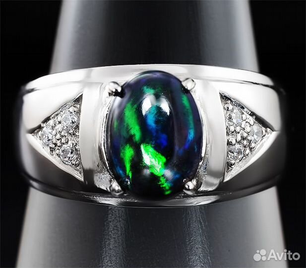 Серебряное кольцо с черным опалом