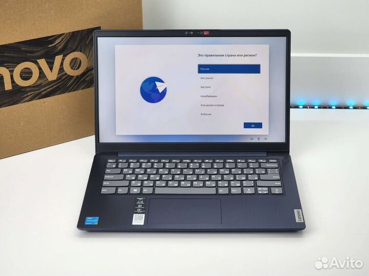 Lenovo Gold / Iris Xe / 8GB/ 256GB / IPS