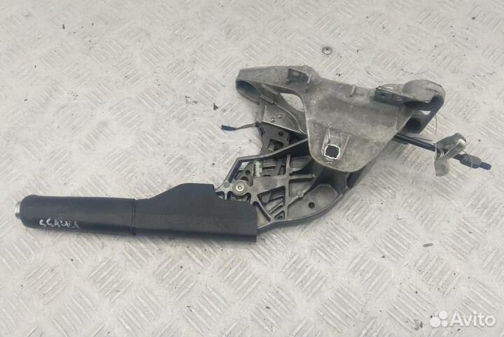 Рычаг стояночного тормоза Volkswagen Golf