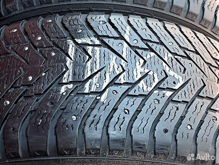 Nokian Tyres Hakkapeliitta 8 SUV 265/60 R18 114T