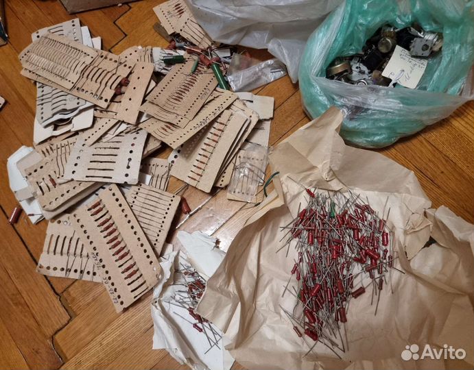 Радиодетали + канифоль