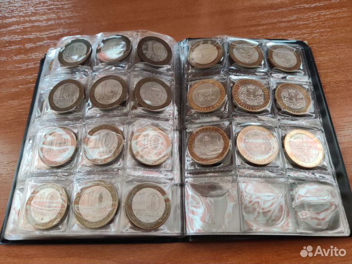 Альбом с 89 монетами (все вместе)