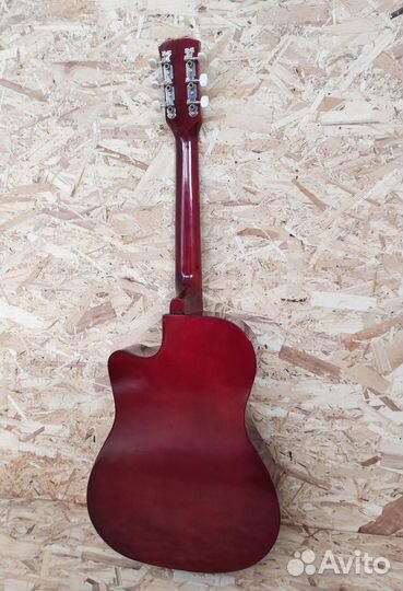 Акустическая гитара