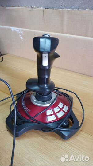 Joystick cm-2500 trust