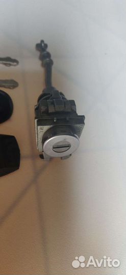 Смарт ключ Suzuki