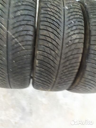 Michelin Pilot Alpin 5 SUV 255/55 R18 108VR