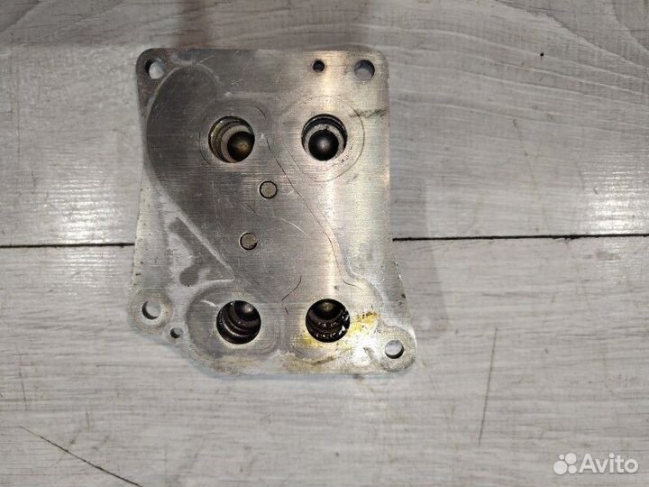 Радиатор масляный Mercedes-Benz 203.246 C 180