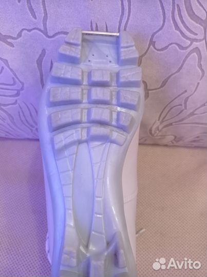 Ботинки лыжные для девочки, 36 размер