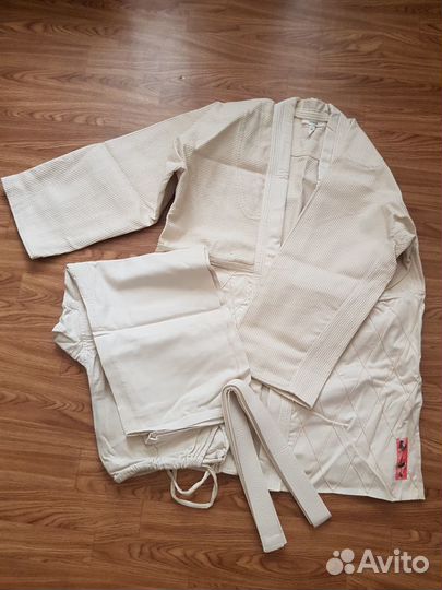 Кимоно для восточных единоборств для взрослых