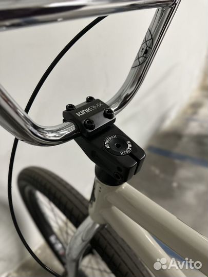 BMX Велосипед Kink Drifter 26'' (белый)