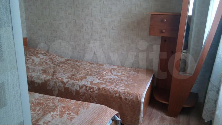 Дом 24 м² на участке 4 сот.