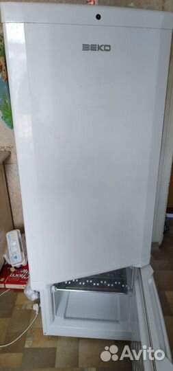 Холодильник beko