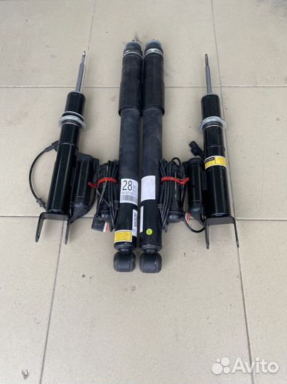 Mercedes cls 219 передний амортизатор