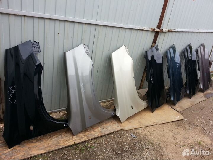 Крыло переднее правое Nissan X-Trail T31