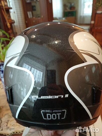 Зимний мотошлем с обогревом стекла