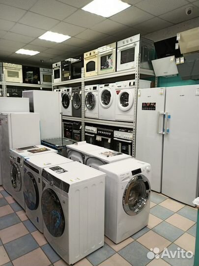 Холодильник leran SBS 505 BG черное стекло