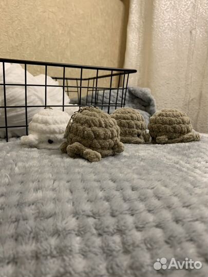 Вязанные игрушки / брелки ручной работы