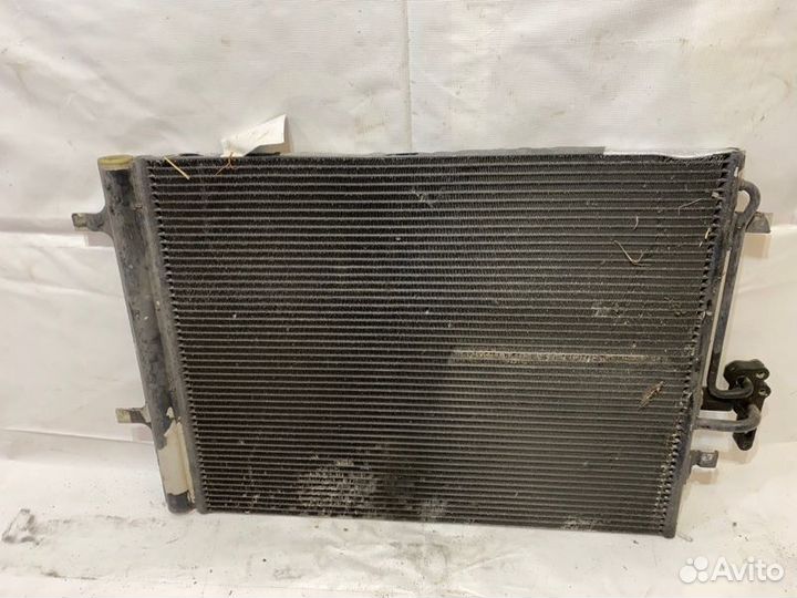 Радиатор кондиционера (конденсер) Ford Mondeo Iv