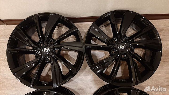 Оригинальные диски Hyundai Santa Fe R18 комплект