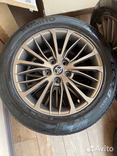 Kumho Ecsta HS51 215/55 R17