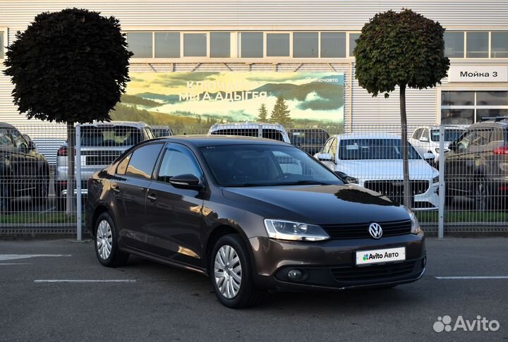 Volkswagen Jetta 1.6 AT, 2012, 290 000 км