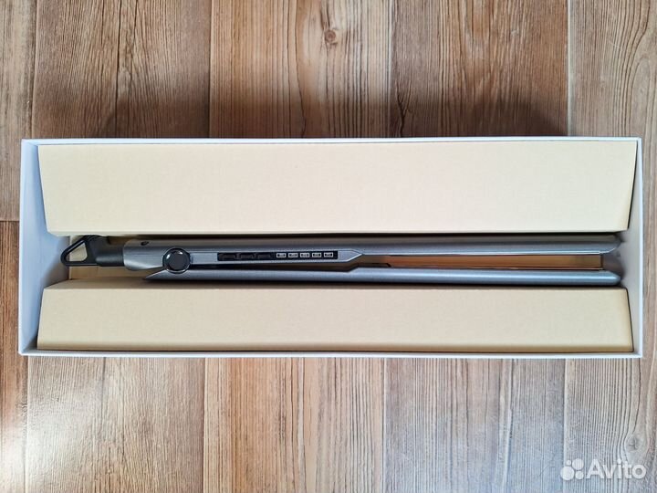 Выпрямитель для волос futura pro