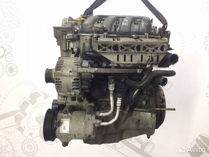 Двигатель контрактный Renault Megane 1.4л, K4J740