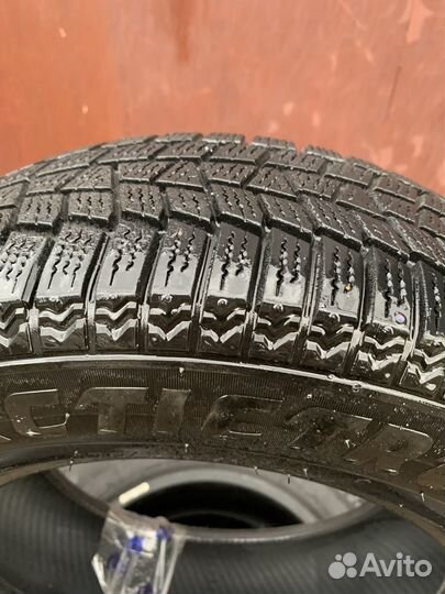 Maxxis Arctic Trekker SP03 175/70 R13