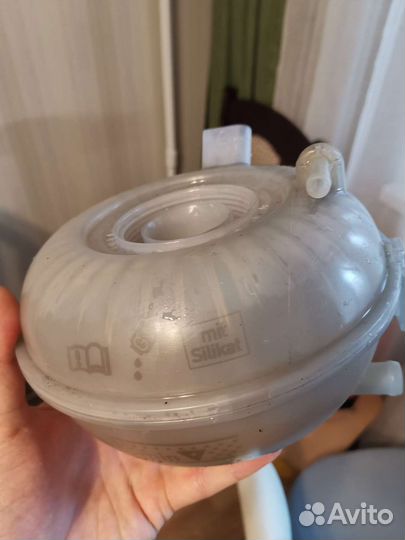 Расширительный бачок 5q0121407t