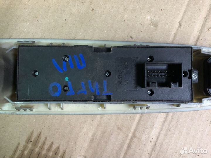 Блок управления стеклоподъемниками Chery Tiggo T11