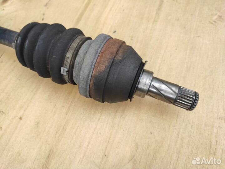 Привод правый Z16XEP Z16XER на Astra H Zafria B