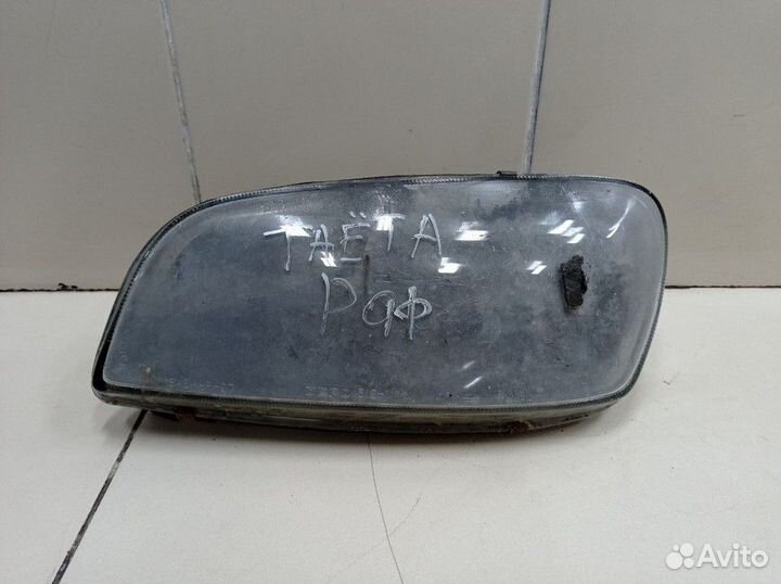 Фара передняя левая Toyota RAV4