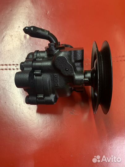 Насос гур Mitsubishi L200 MB501385