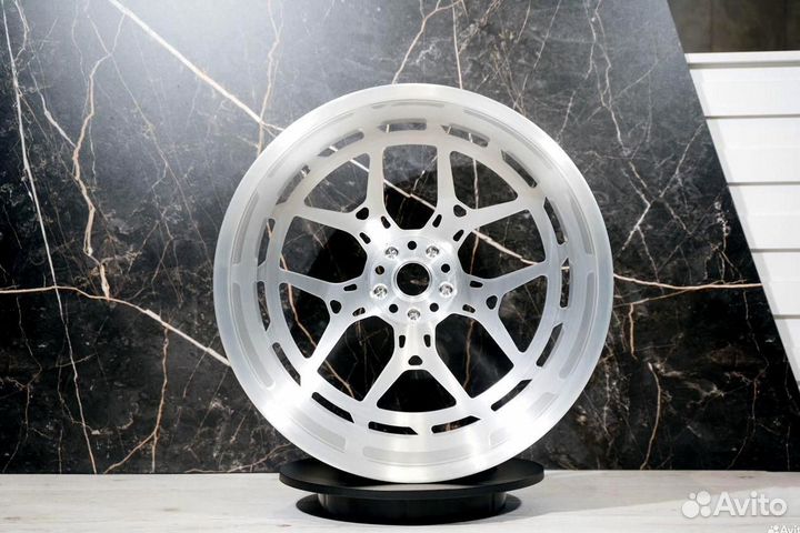 Кованые диски R22