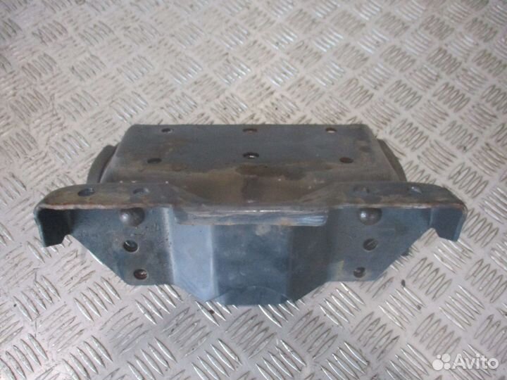 Кронштейн Iveco 5801476312