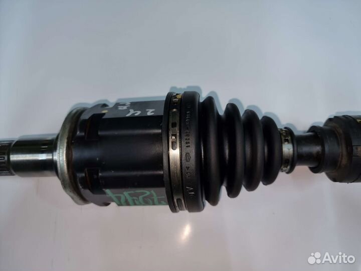 Привод левый передний toyota camry AVV50 2AR-FXE