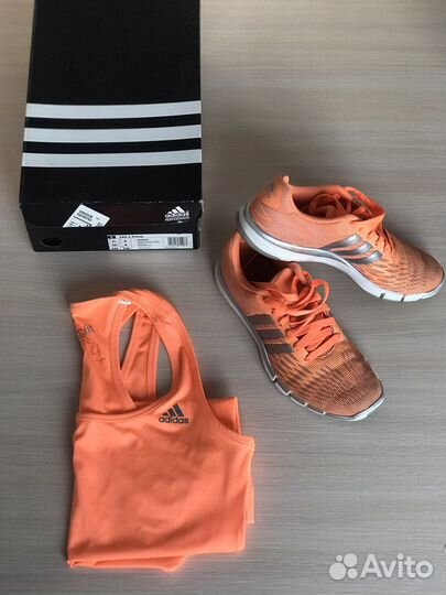 Одежда для тренировок Adidas размер 42-44