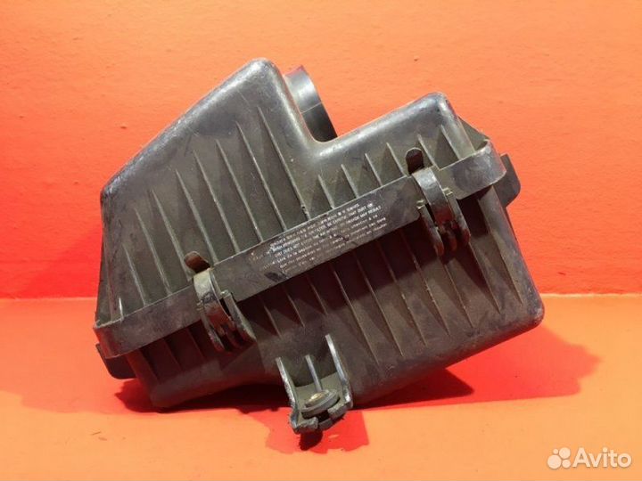 Корпус воздушного фильтра Kia Sorento BL D4CB 2005