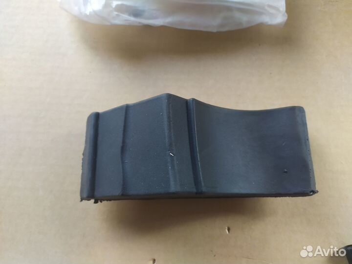 Гаситель Volkswagen Jetta 6