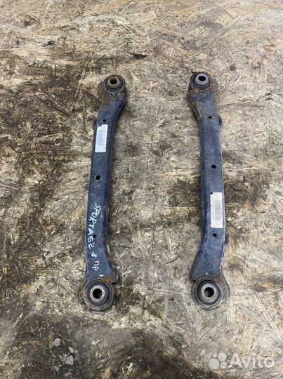 Рычаги поперечные KIA Sportage 3