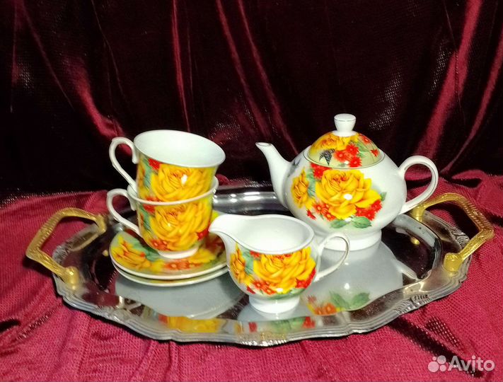 Чайный сервиз и кофейная пара