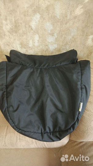 Накидка на ножки для коляски hauck