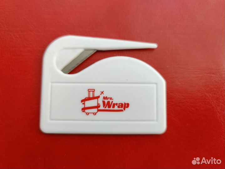 Нож для распаковки багажа