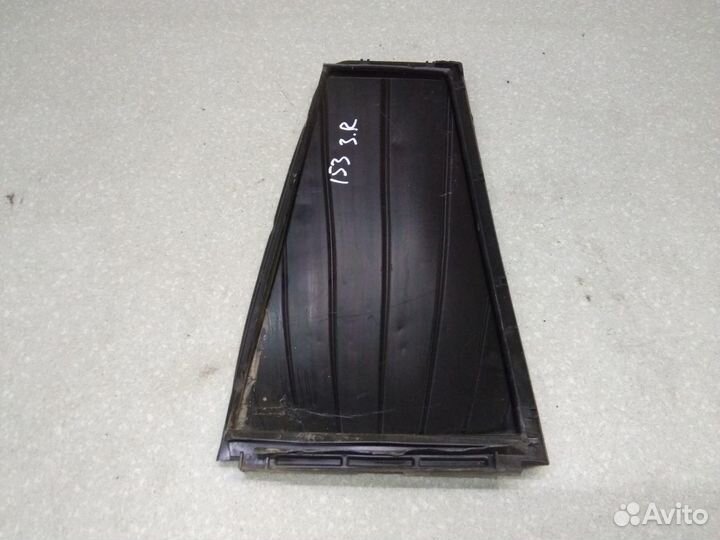 Стекло двери задней правой Toyota Highlander II 20