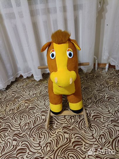 Качалка лошадь