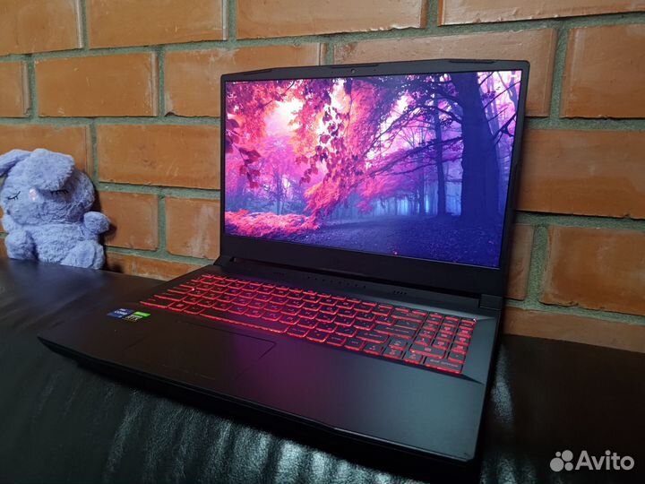 Ноутбук MSI Katana; RTX 3070 ; i7-11 ; 1Tb ; 15.6