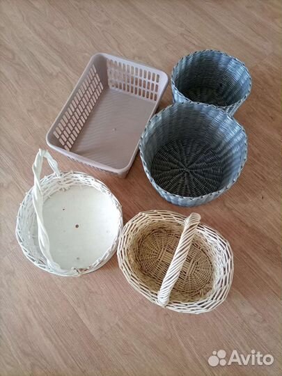 Корзины, контейнеры, банки для хранения