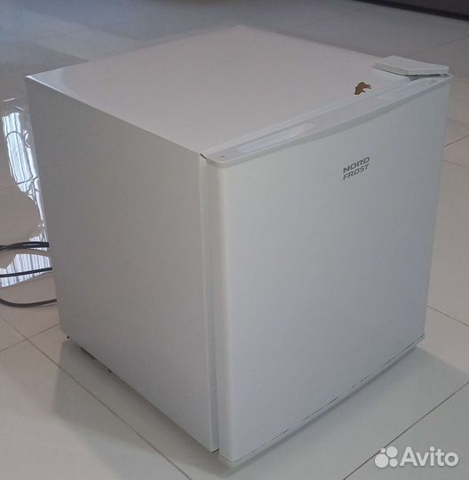 Холодильник маленький